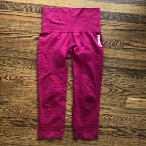 gym shark red leggings crop